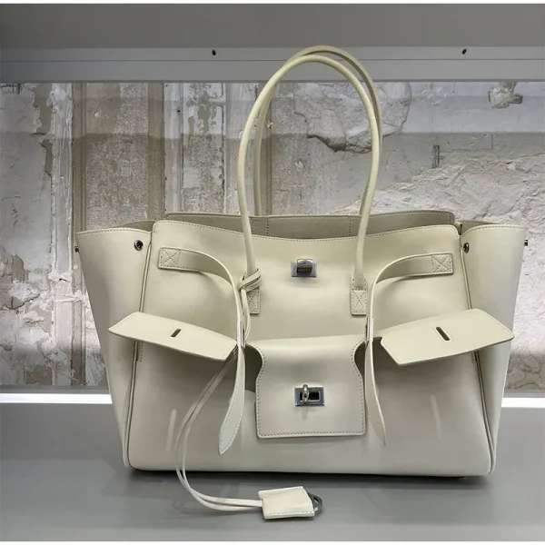 Brand Black Bag Large Capacity Travel Luggage Bag High Quality Square Buckle Design Shoulder Luxury Handbag Shopper Women Bag