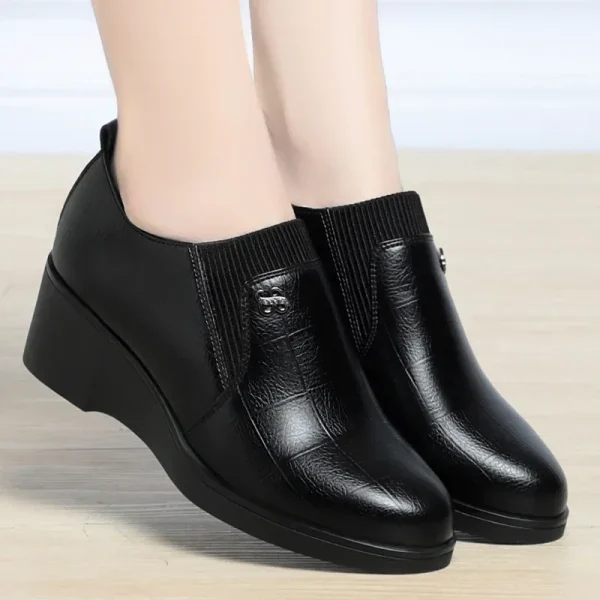 4.5cm Comfortable Deep Mouth Soft Leather Shoes Flexible Loafers Women 2024 Spring Platform Wedges Shoes for Office Mom Work - Image 2